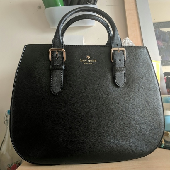 kate spade Handbags - Large Kate spade bag